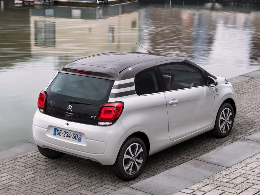  Citroen C1 3-Door 2014 года  (фото 15 из 17)